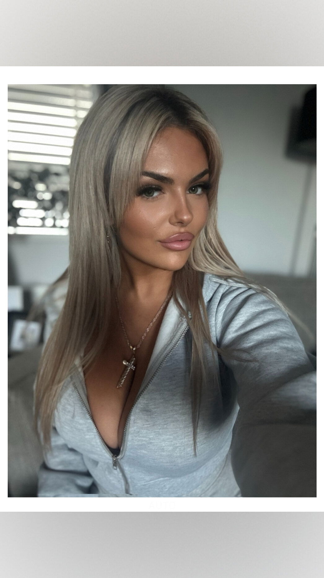 Barbie x's avatar