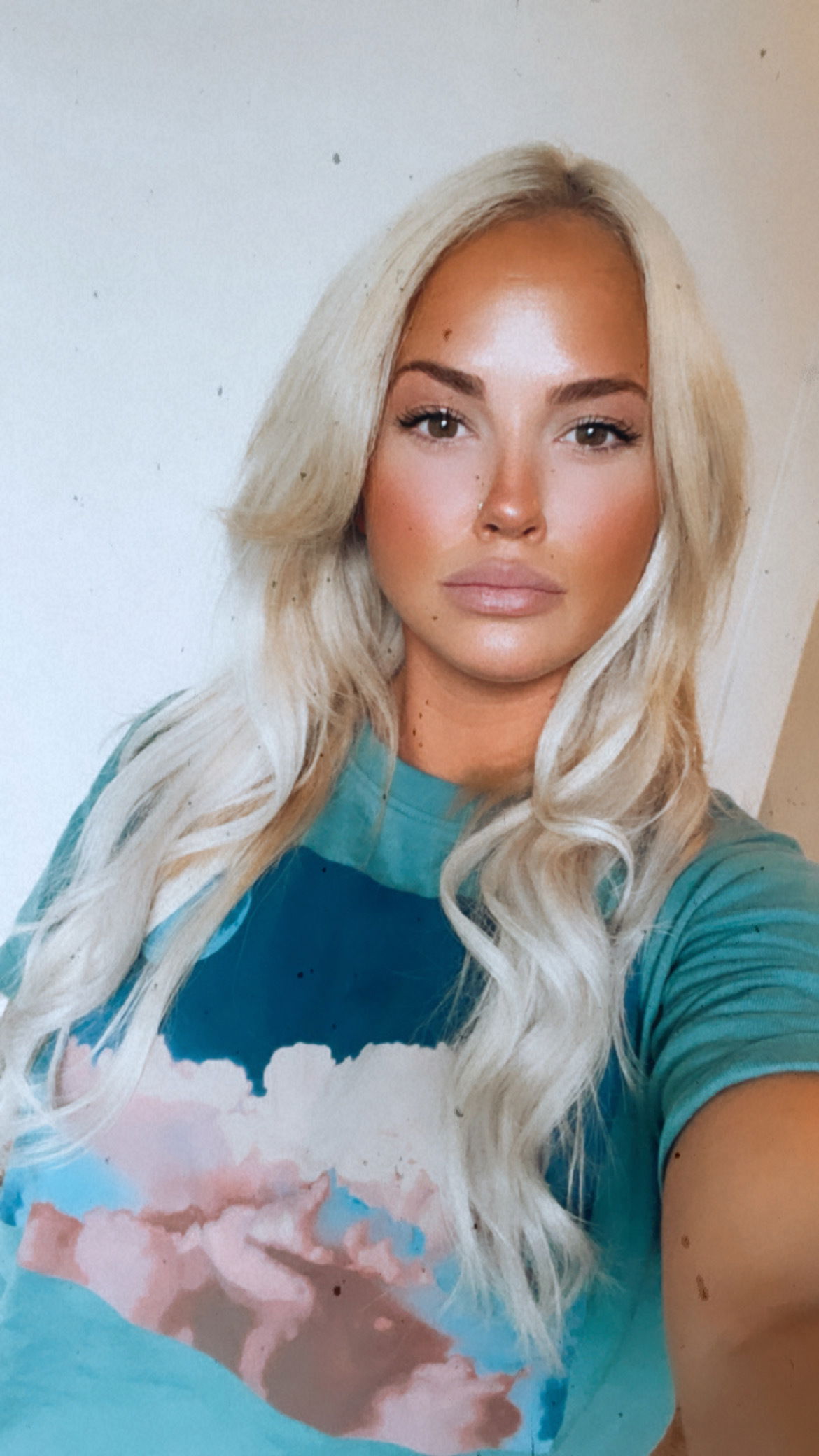 BlondeTattedMommy's avatar