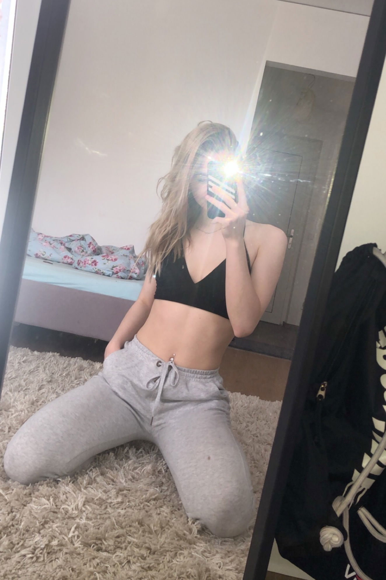 Blondie🍸's avatar