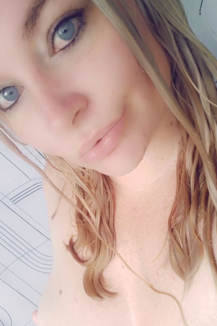 Alix's avatar