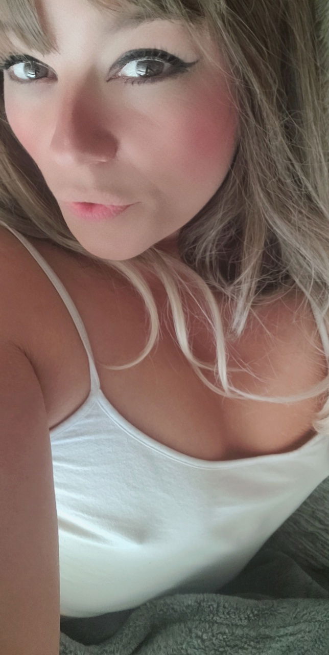 Daisy Bloomer's avatar