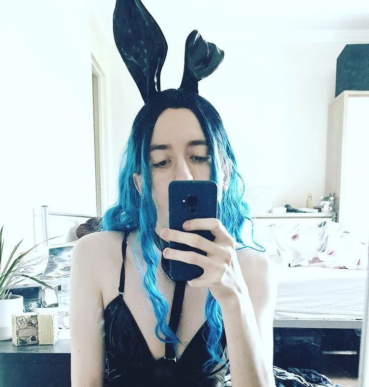 Blue Valentina's avatar