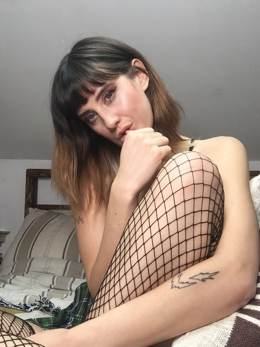 Mia Hope 🦋aka cherry on cam's avatar