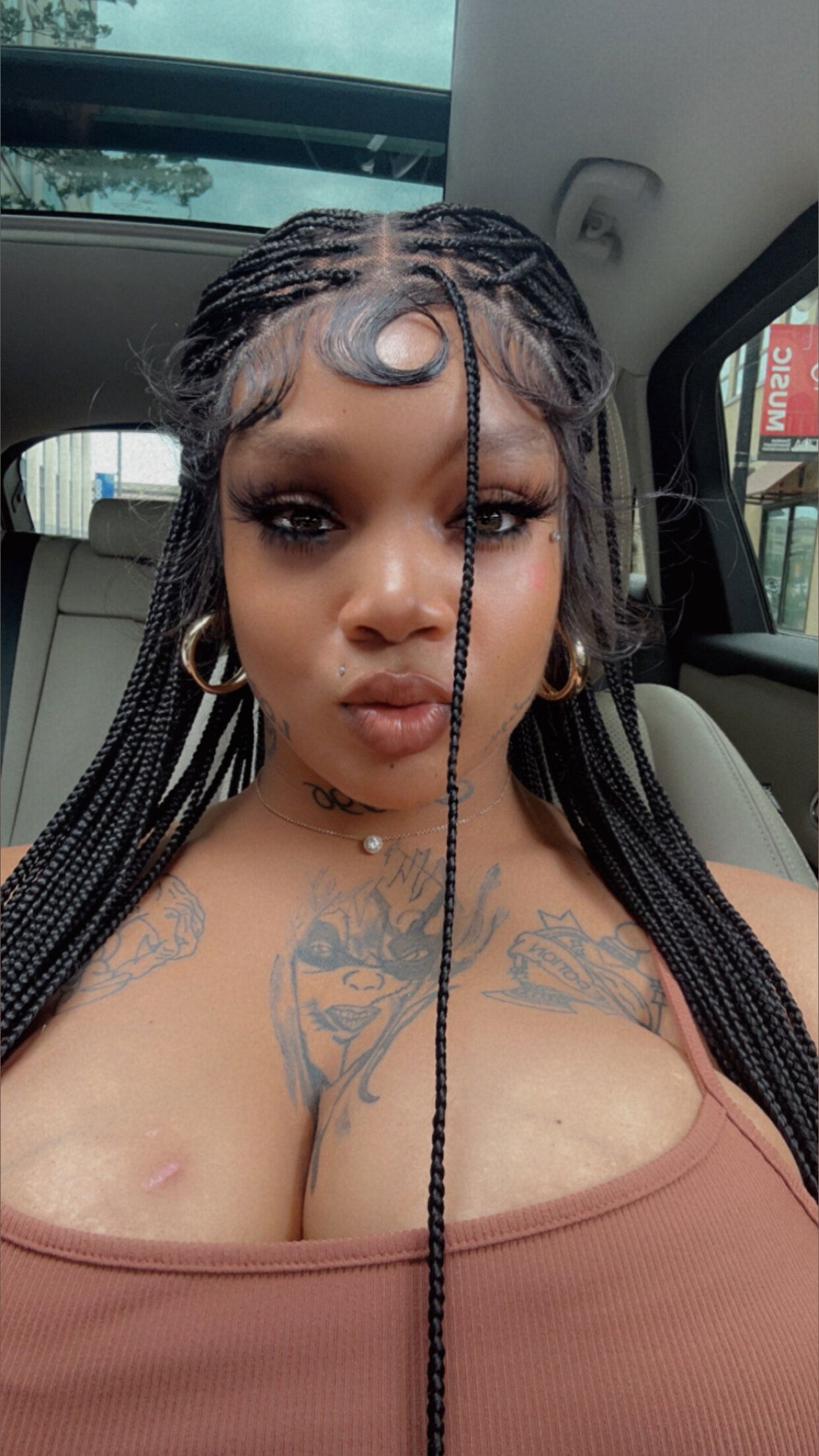 Burr Bomb$hell's avatar