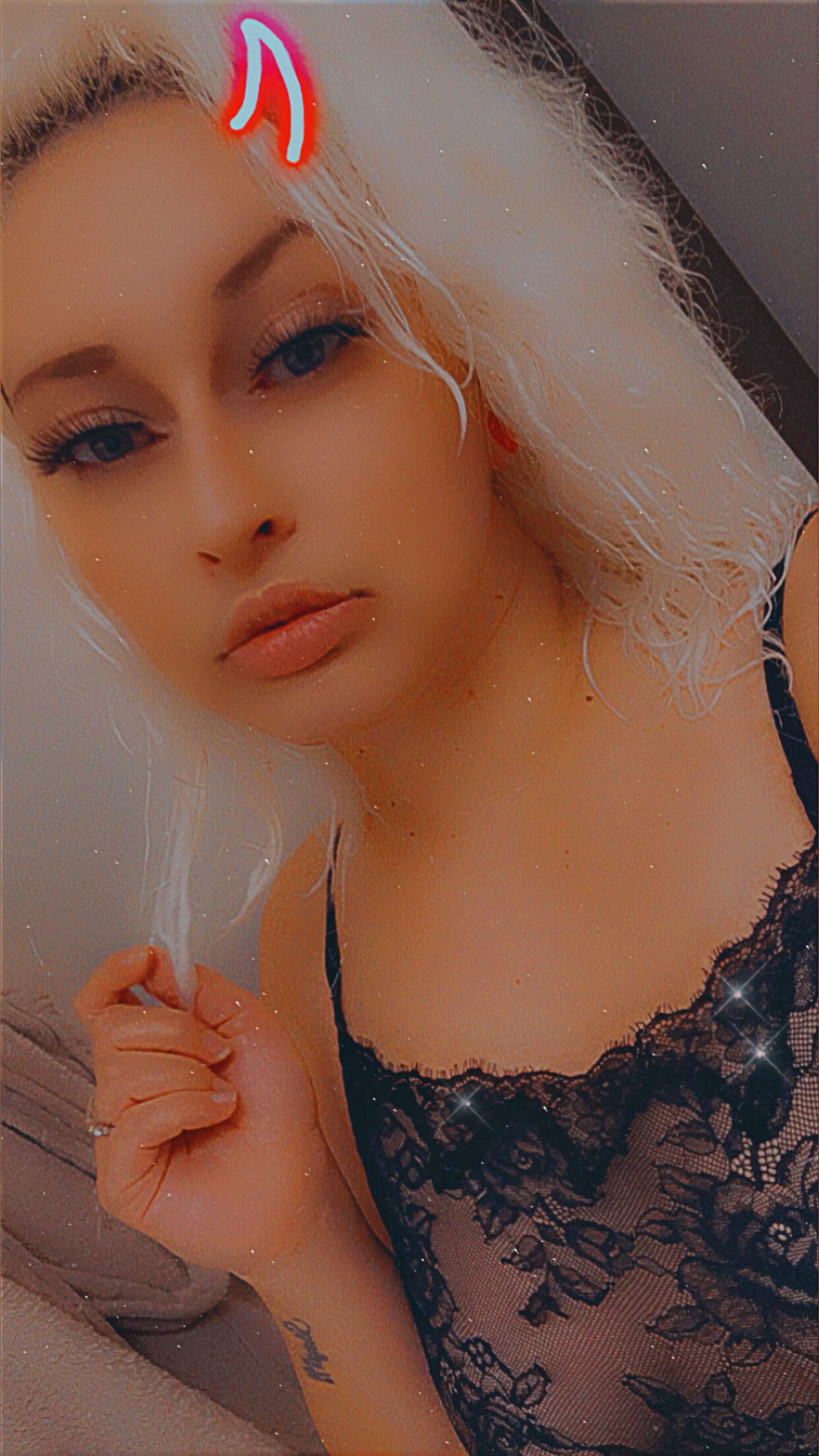 BondedBlondiiiee's avatar