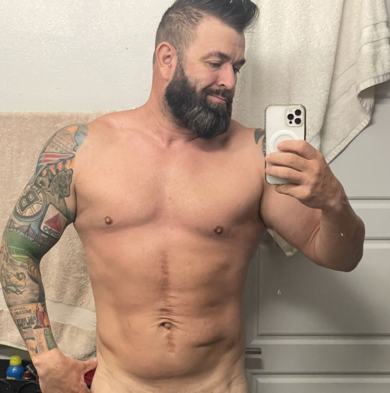 Boston Beard 🧔🏻's avatar
