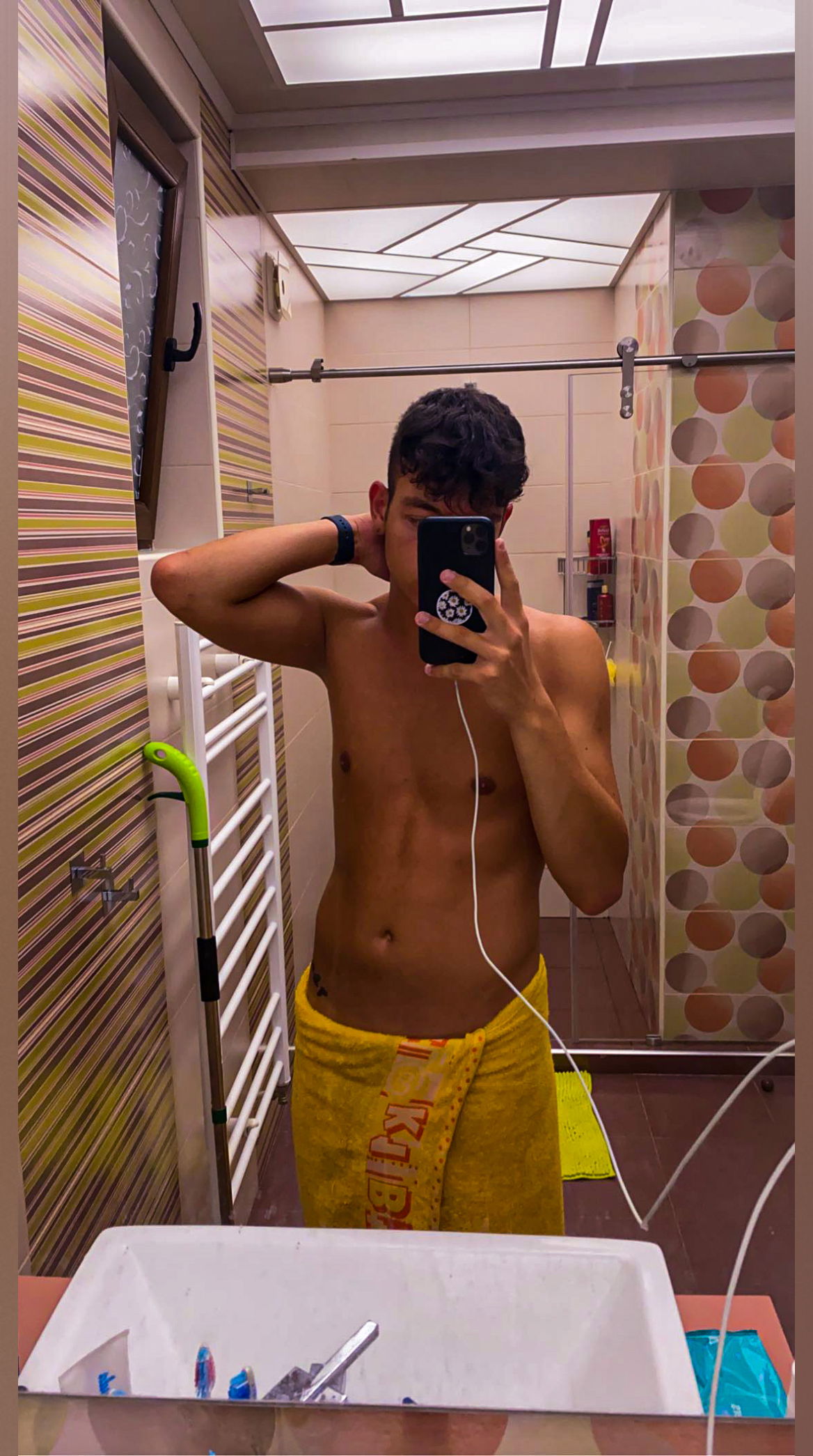 🇮🇪⬇️'s avatar