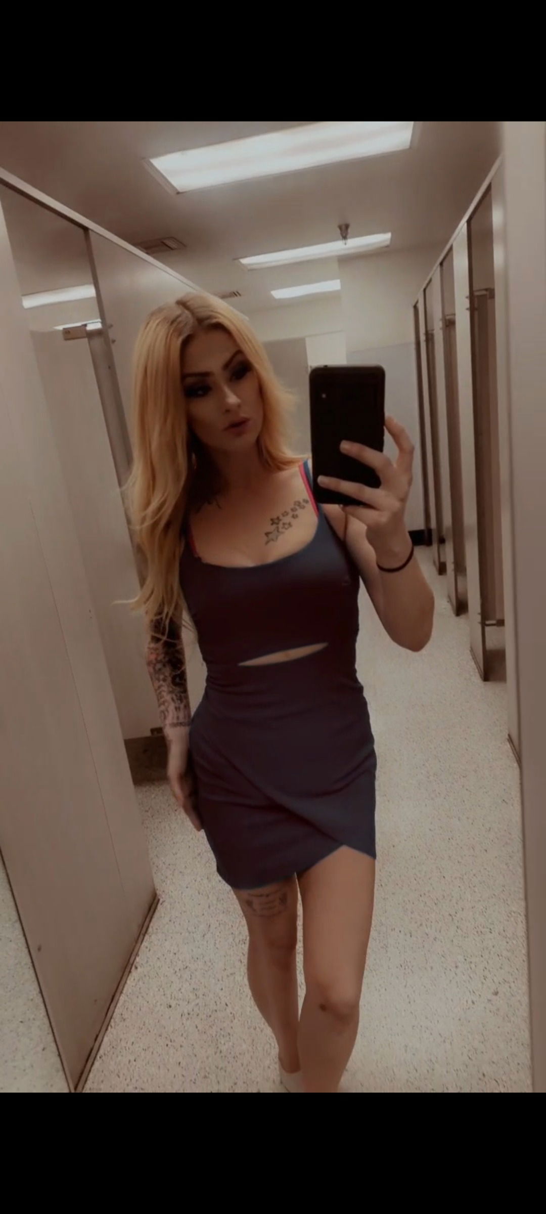 Elizabeth's avatar