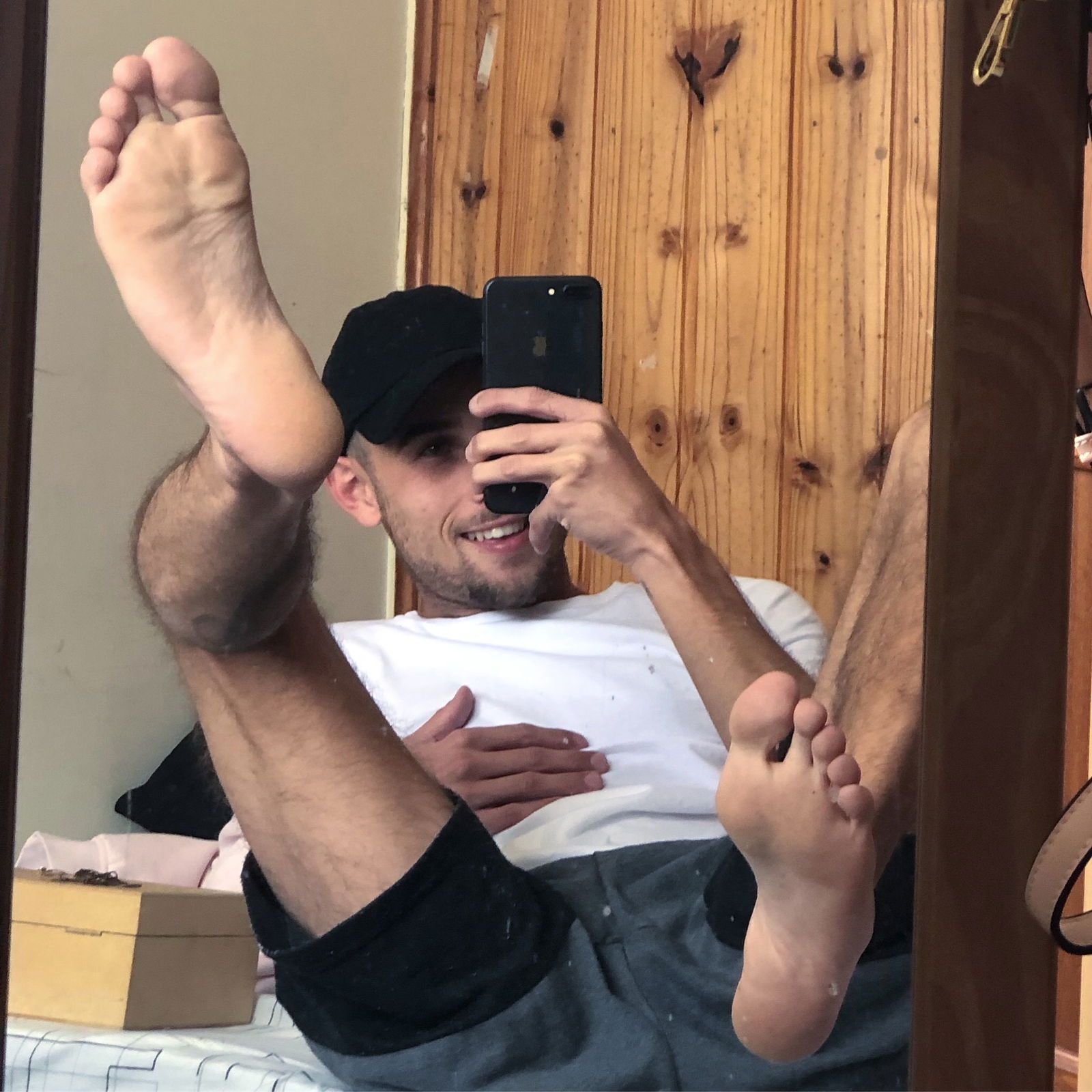 feetmlkbrasil's avatar