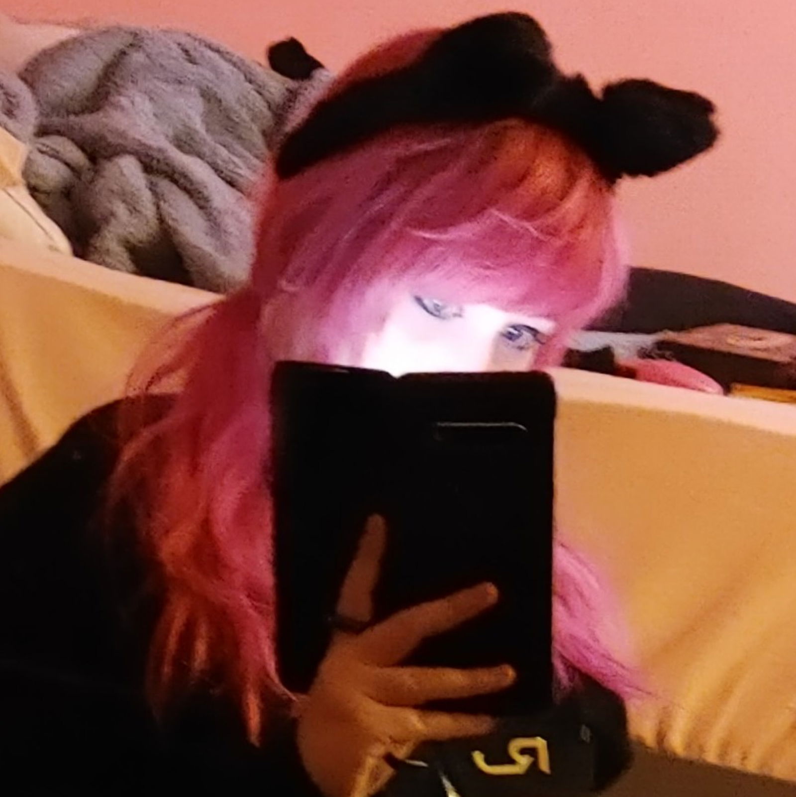 🖤𝓑𝓻𝓪𝓽𝓽𝔂 𝓑𝓾𝓷𝓷𝔂 🐇's avatar