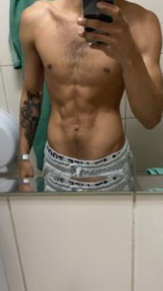 Shy Brazilian Guy's avatar