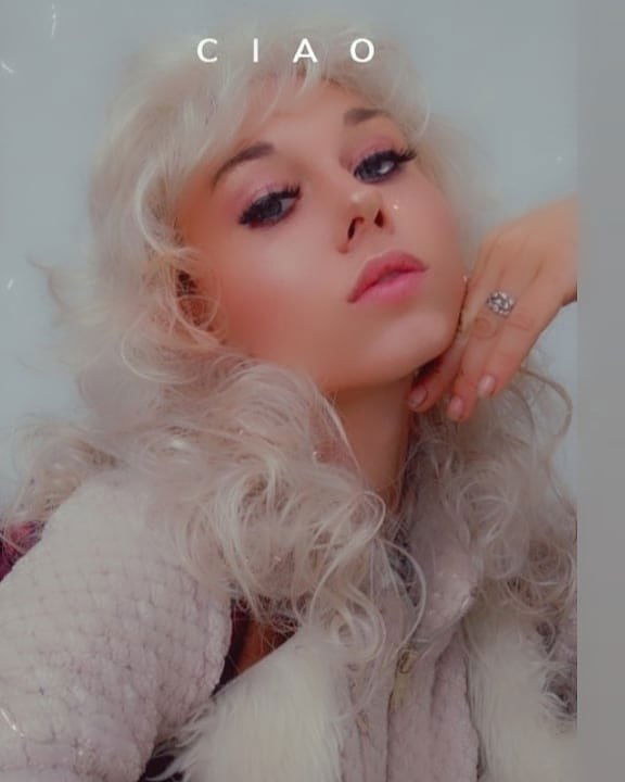 Jenna Lane Snow's avatar