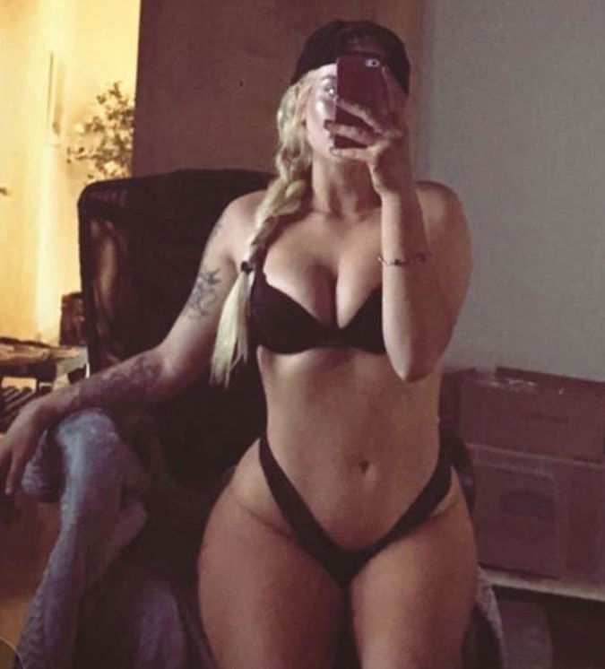 BreakinBlonde's avatar