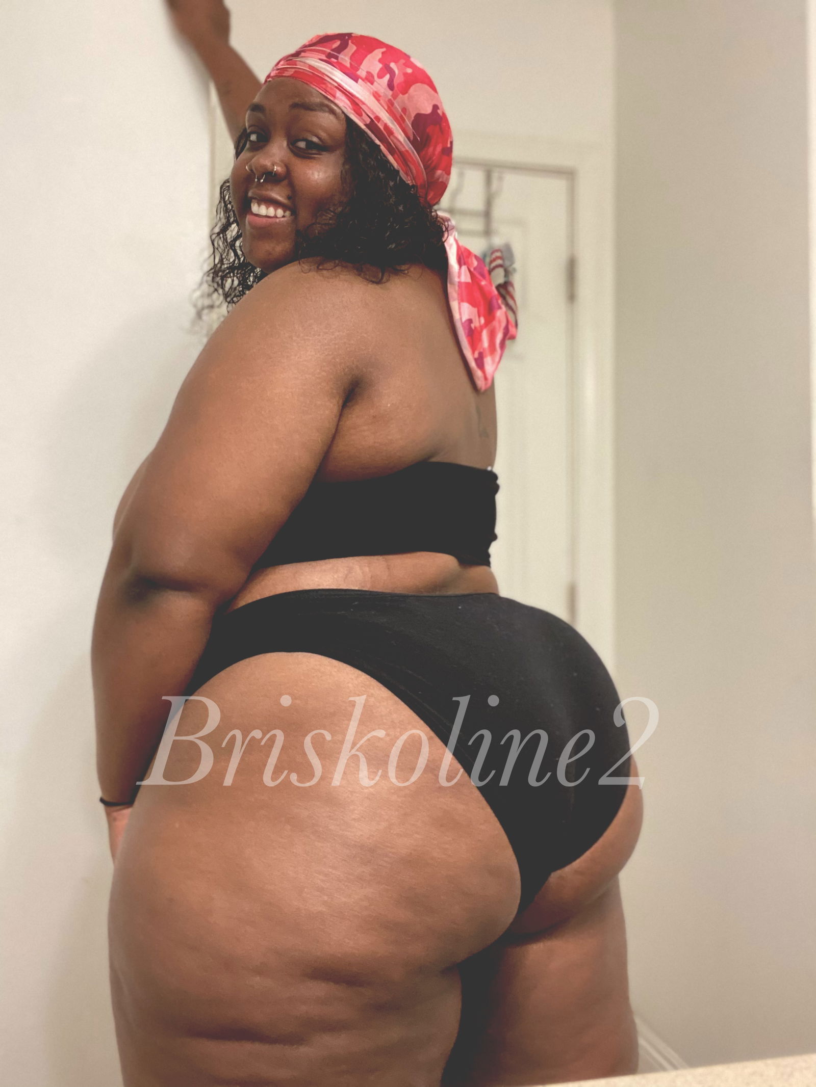 Panty Queen Briskoline 👑's avatar