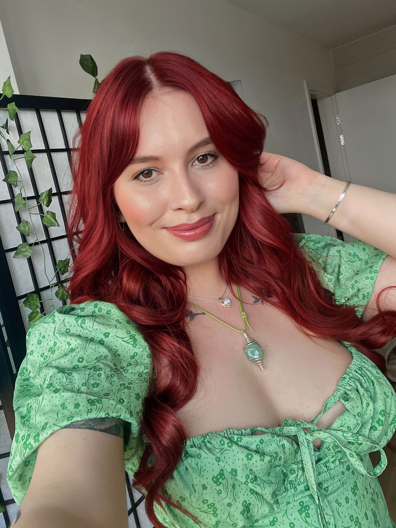 Kat π§ββοΈ's avatar