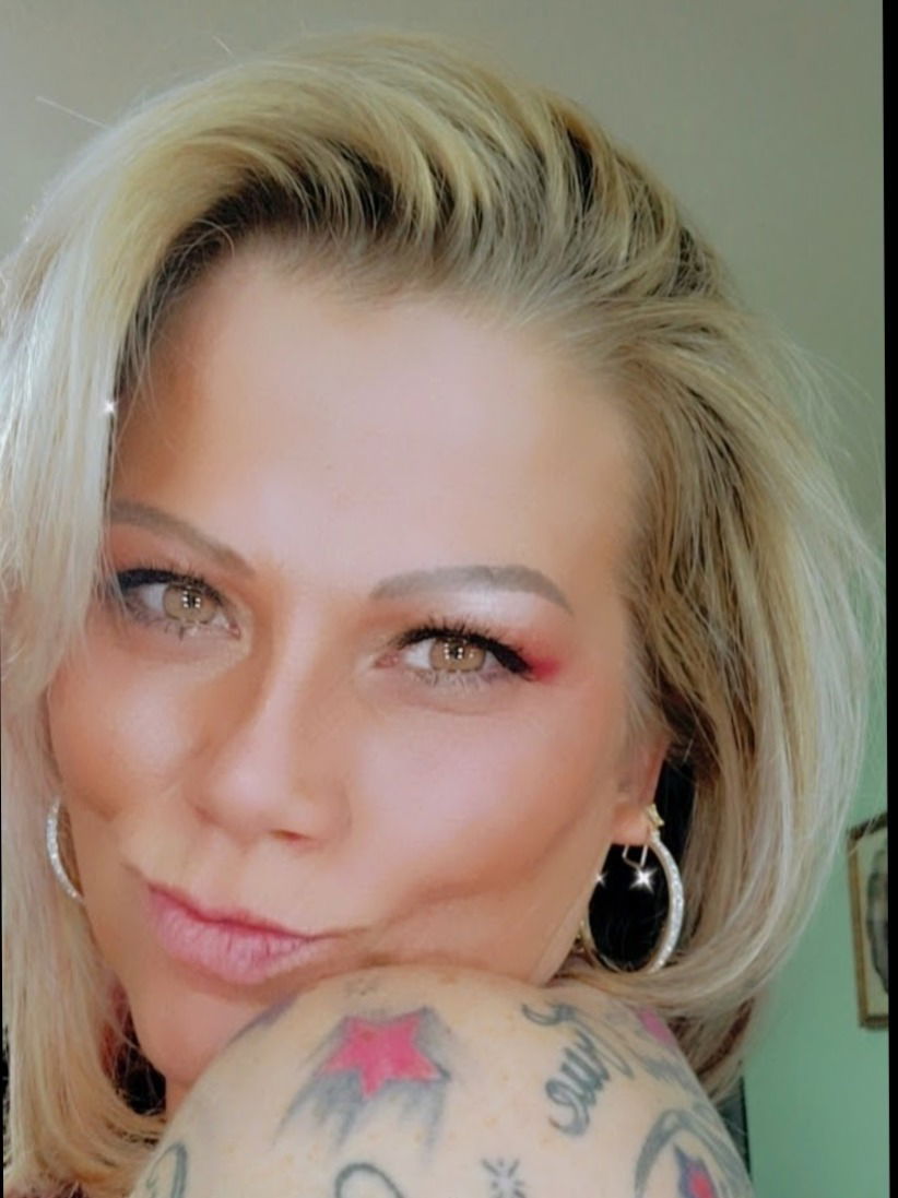 April's avatar