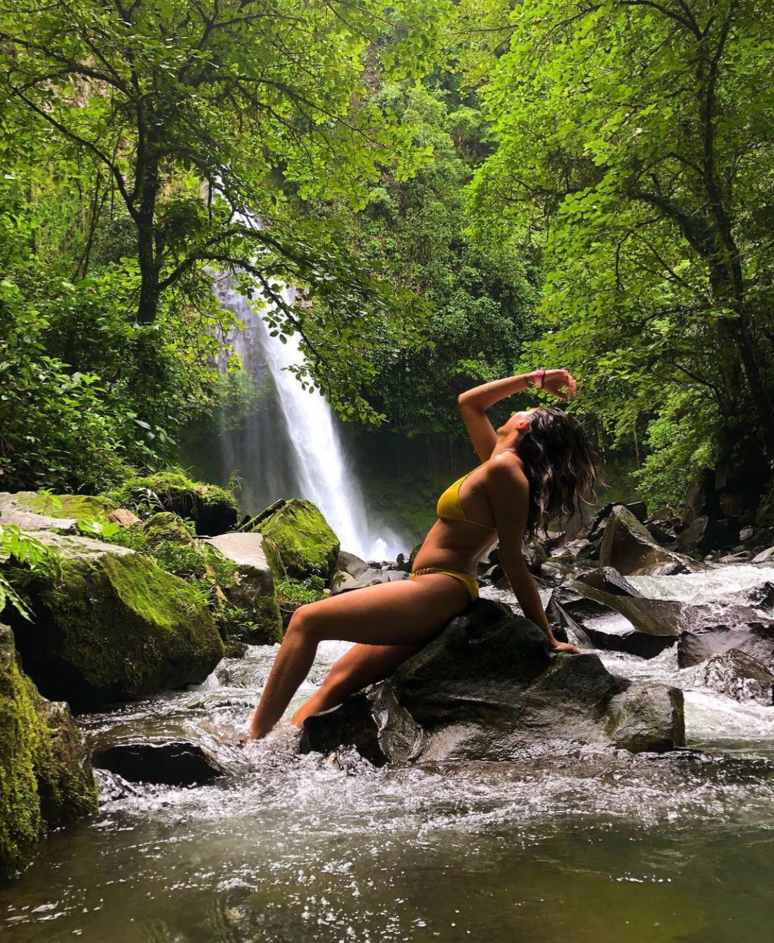 Bronze goddess
