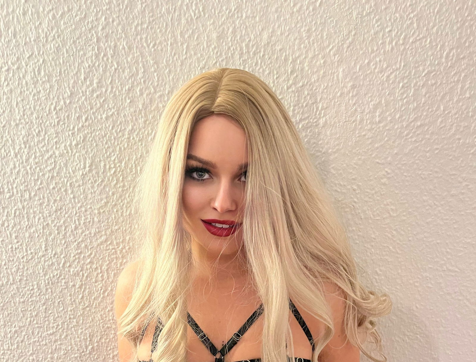 BuffBarbieX's avatar