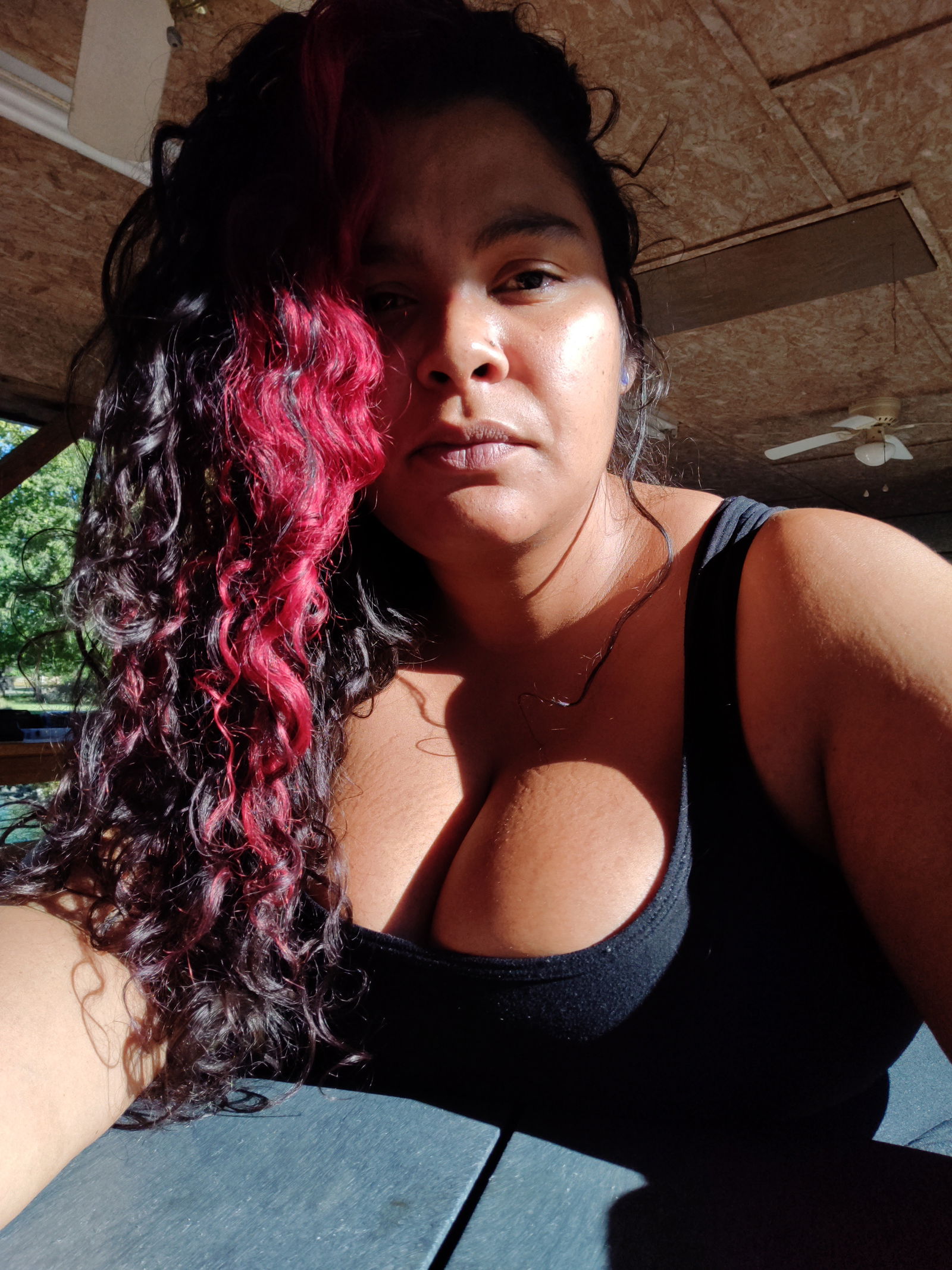 Miss Mandi's avatar