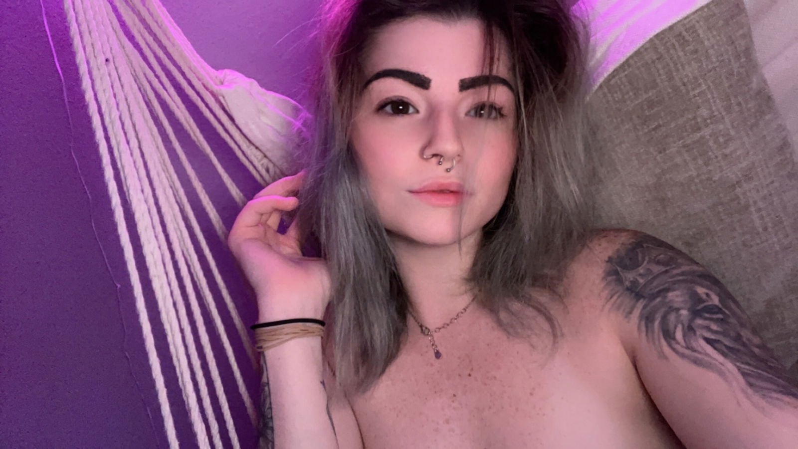 Dream Girlfriend's avatar