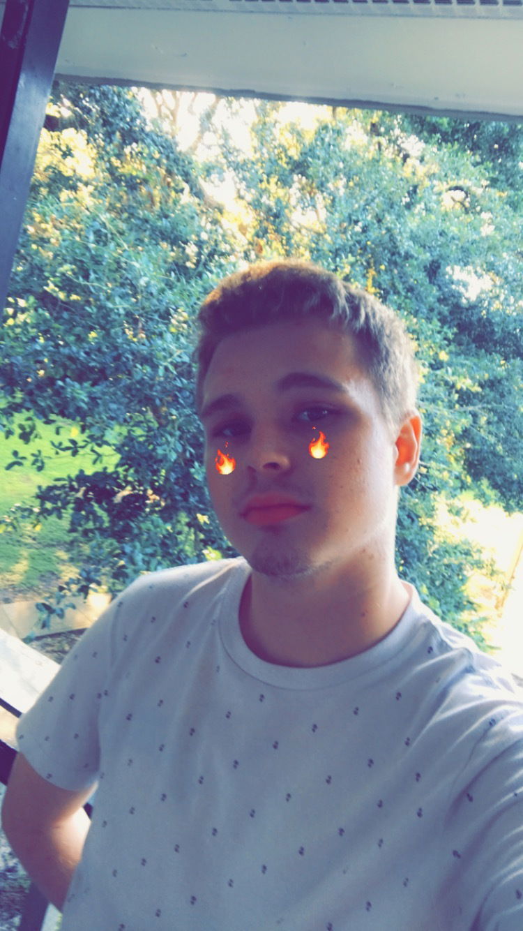 Cade cummings's avatar