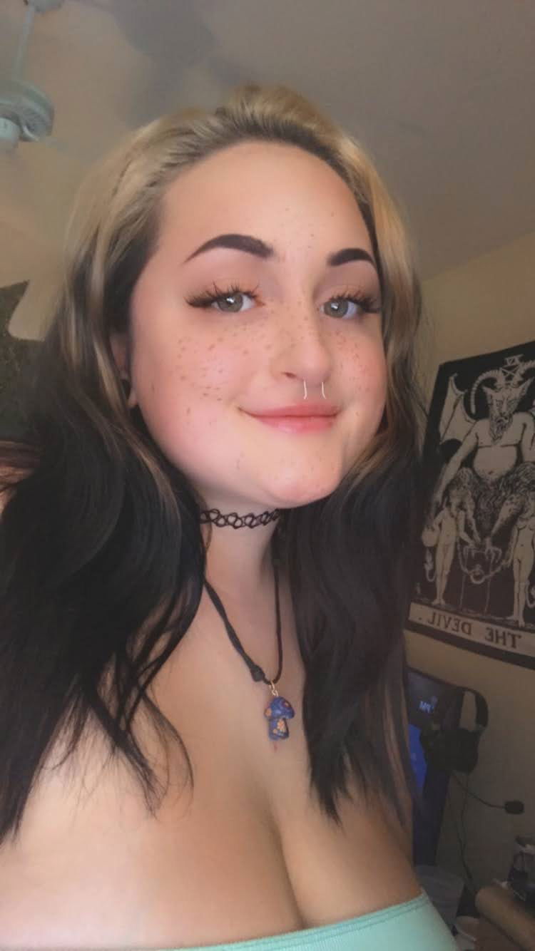 Caity Vanity's avatar