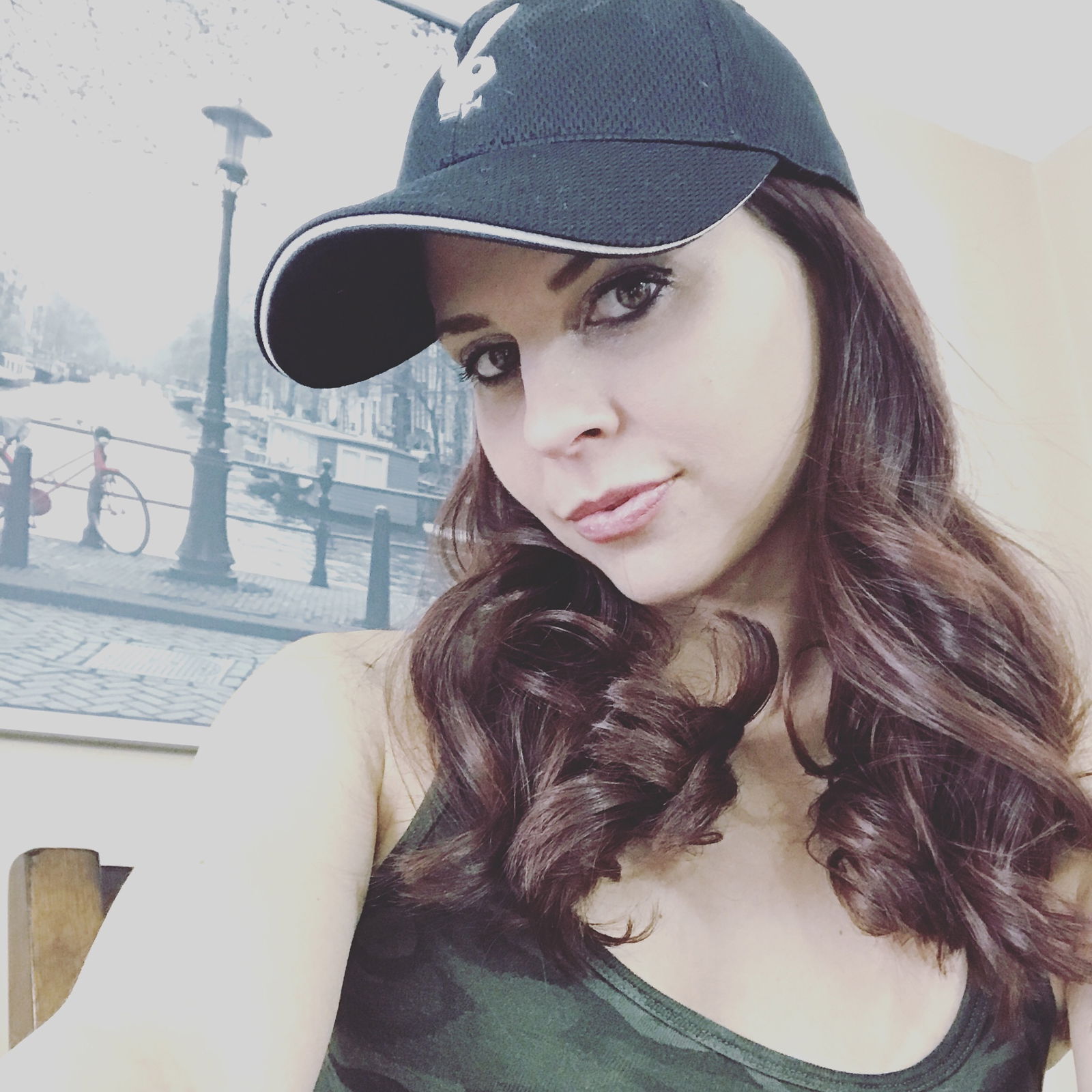 Cali Logan's avatar