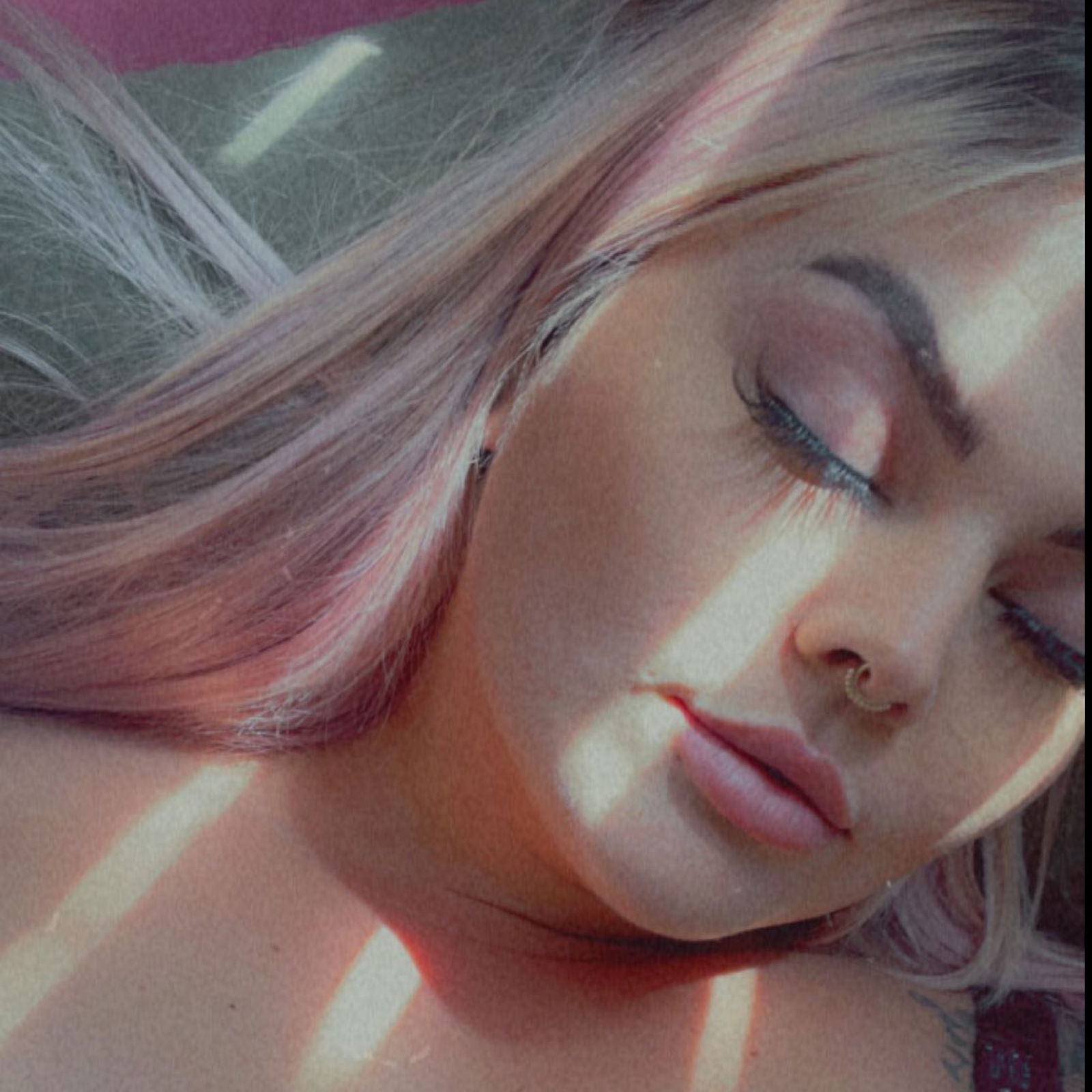 Candace Roset 🌹's avatar