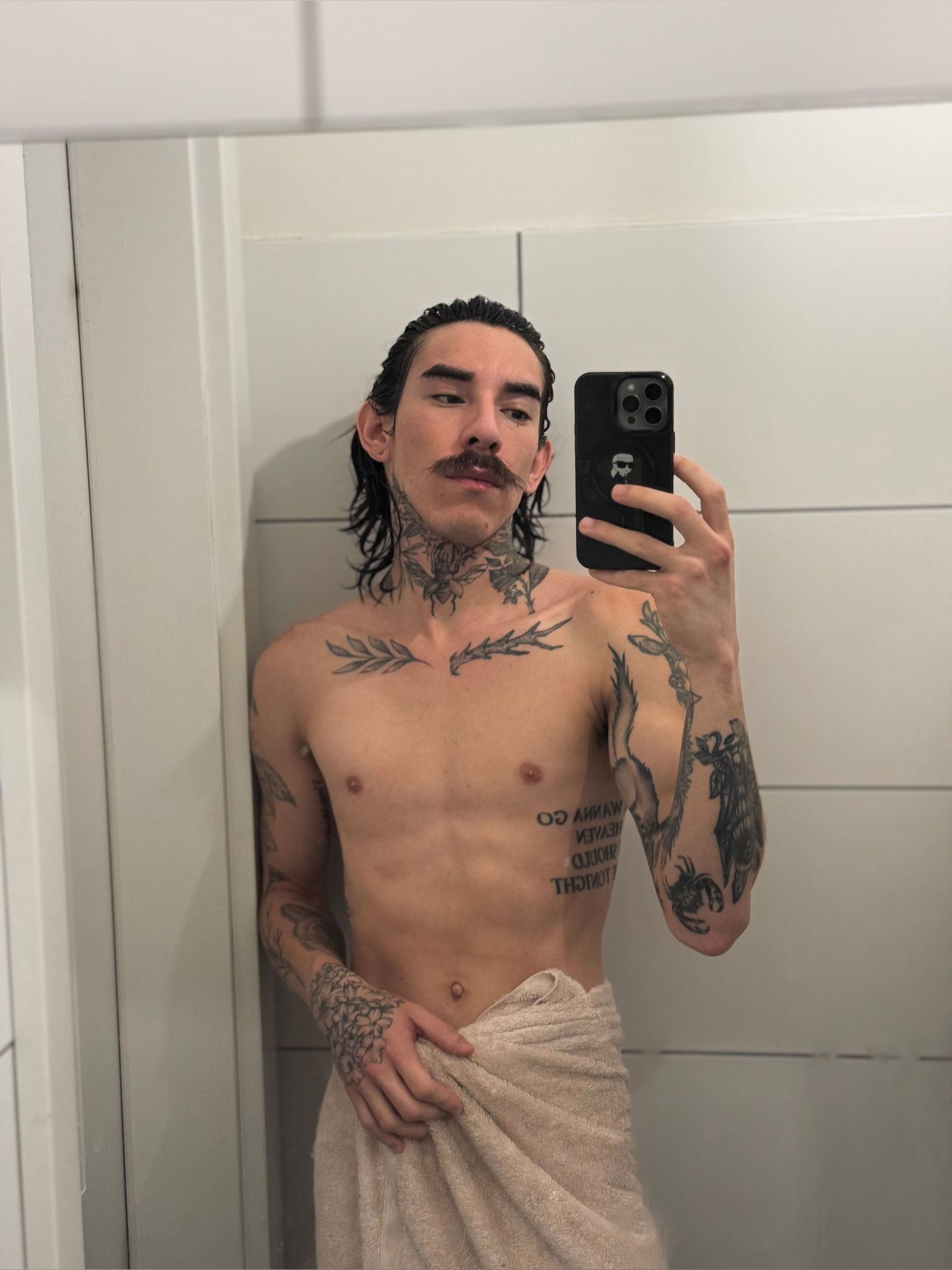 Roman Capellini's avatar