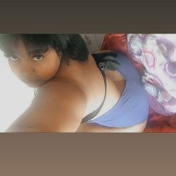 CaramelDripp💦💜😋's avatar