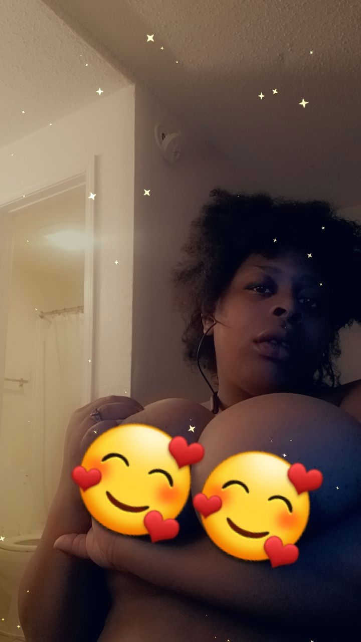 CarmelChiann's avatar