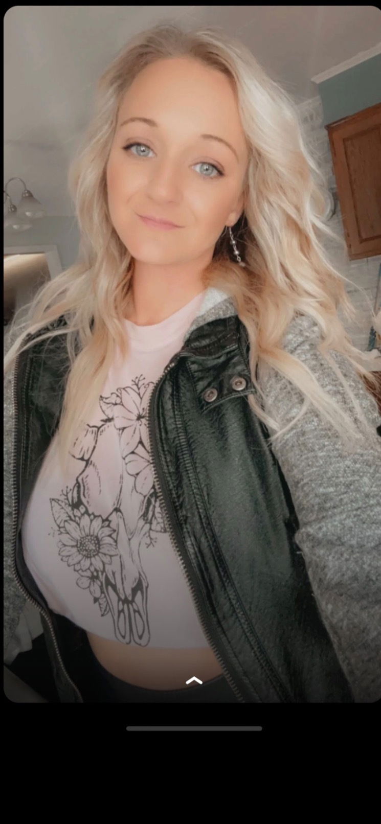 Caroline dixie free's avatar