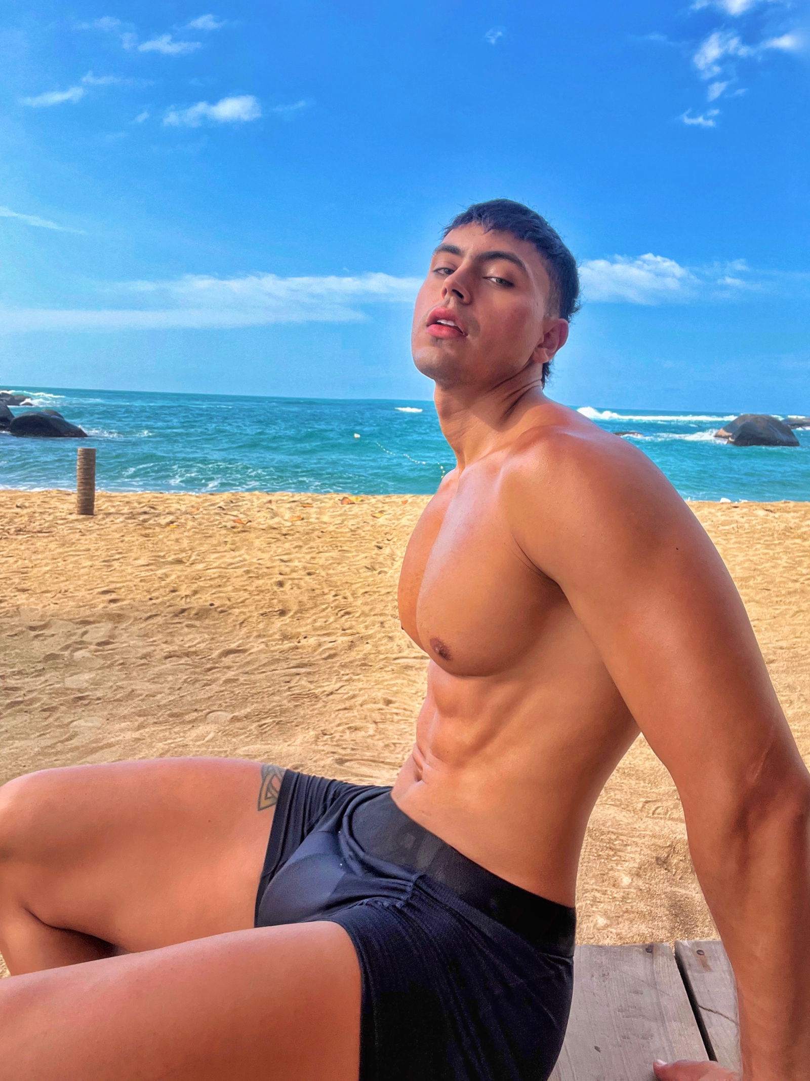 Carlos Varon's avatar