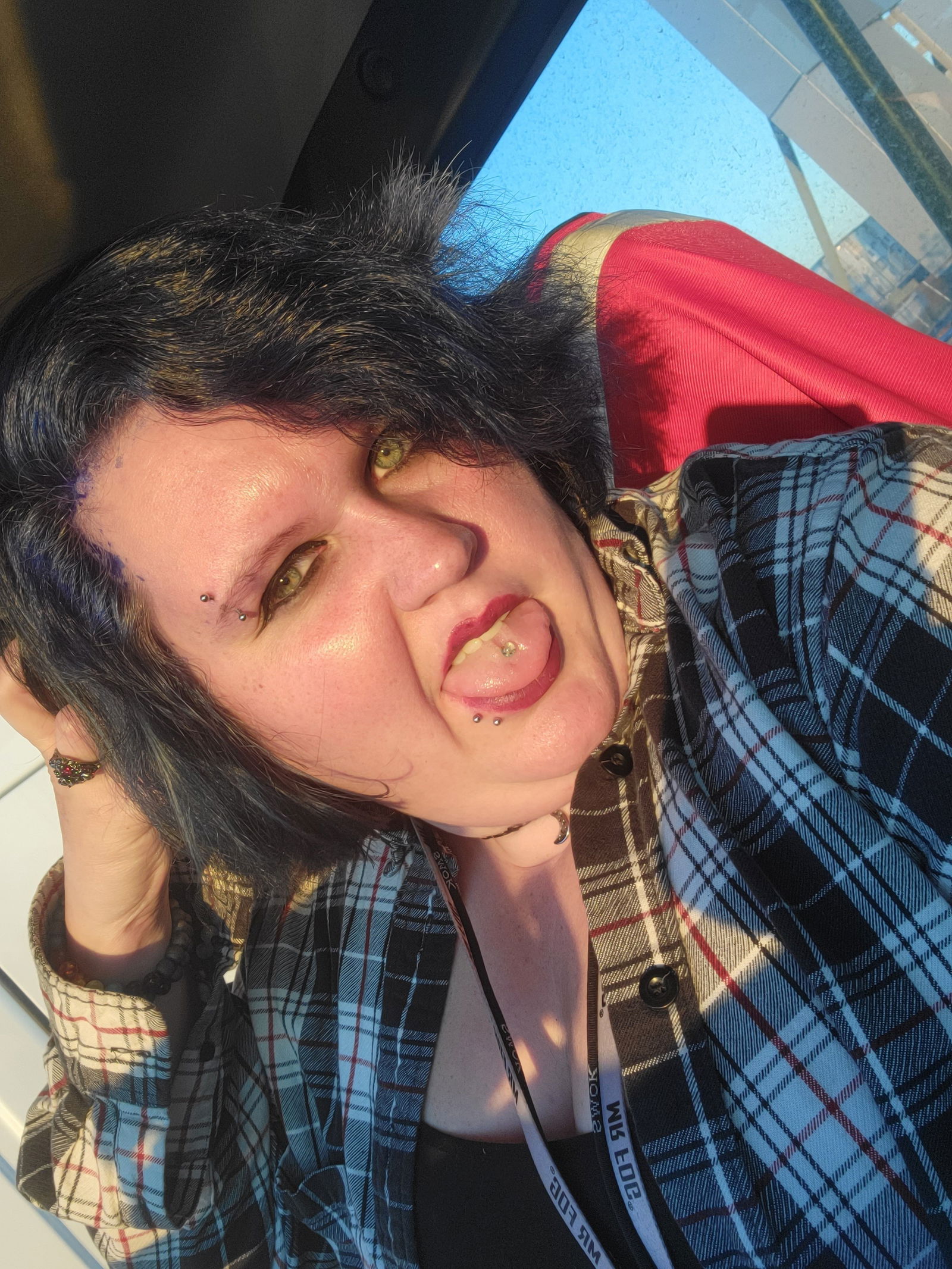 Sierra Kussart's avatar