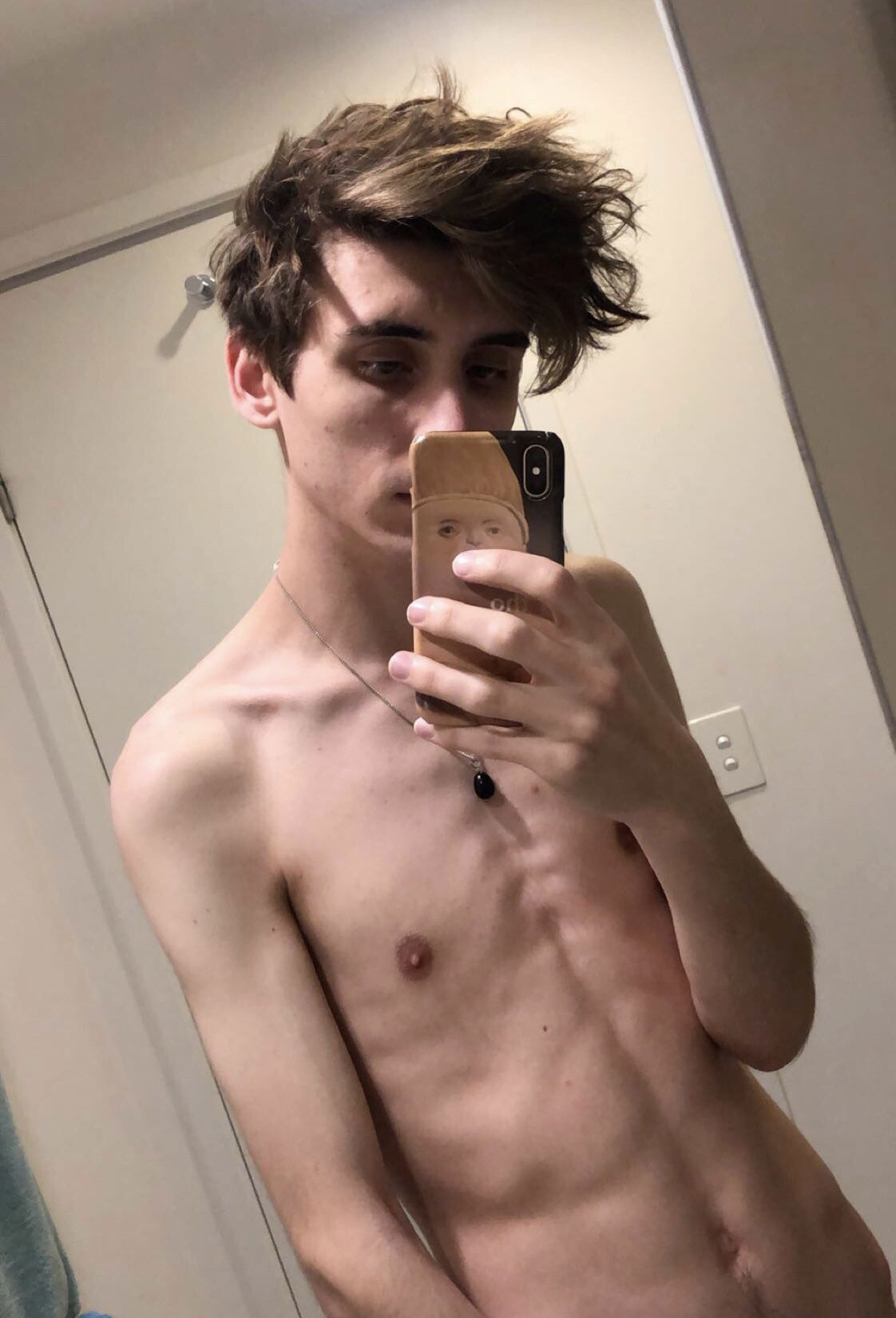 charlie  💦's avatar