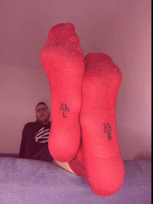 FeetKing 👑's avatar