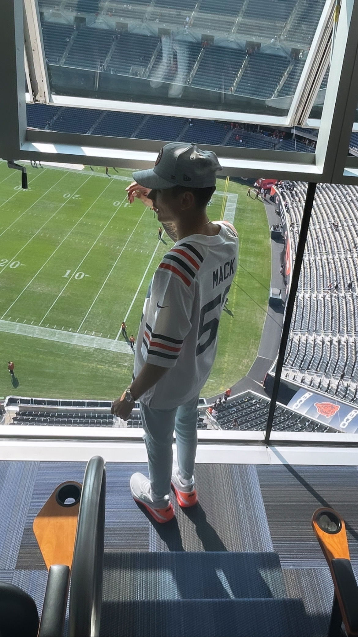 TJ's avatar