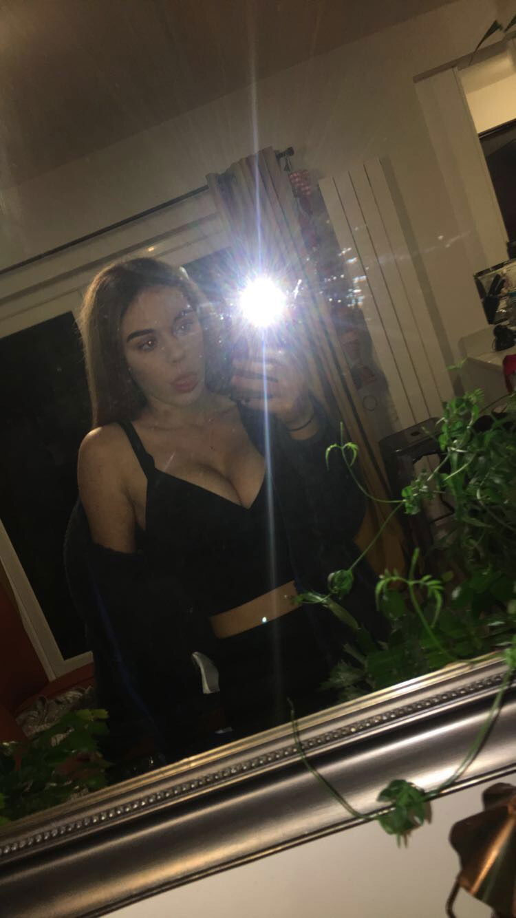 Chloe's avatar