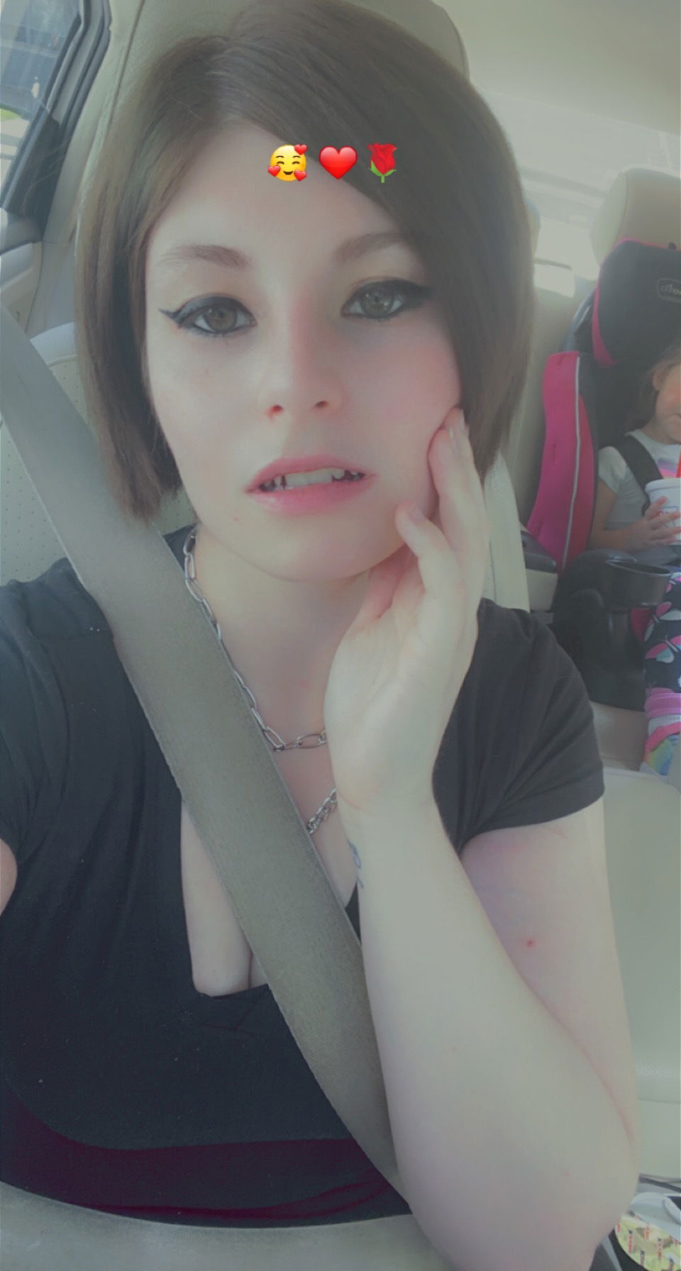 Thick thighed mommy dearest's avatar