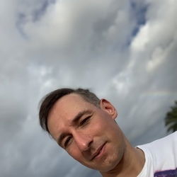Christophhasi's avatar