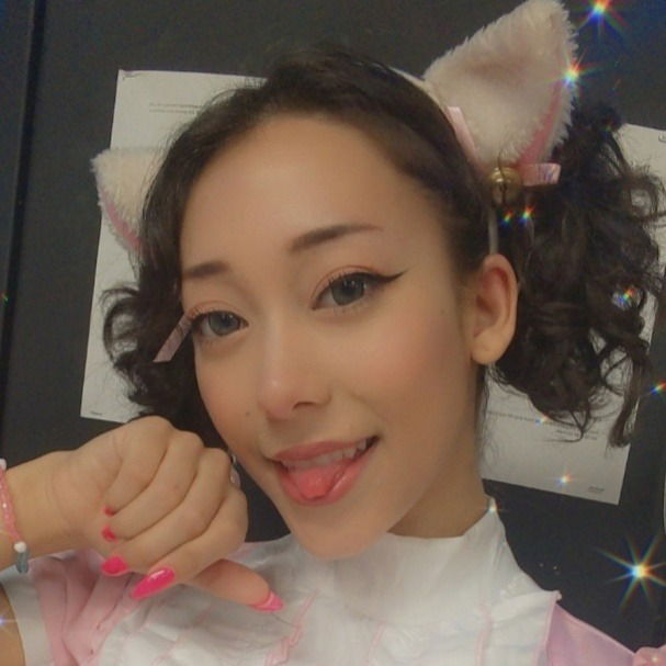 Oooeee~ Mommy Charlotte 😫's avatar