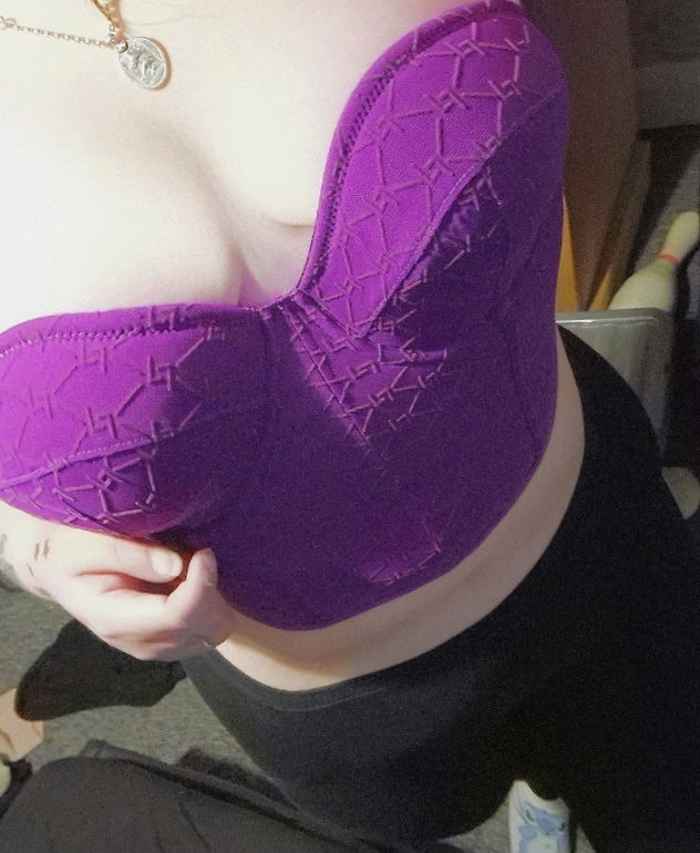 Cj louise's avatar