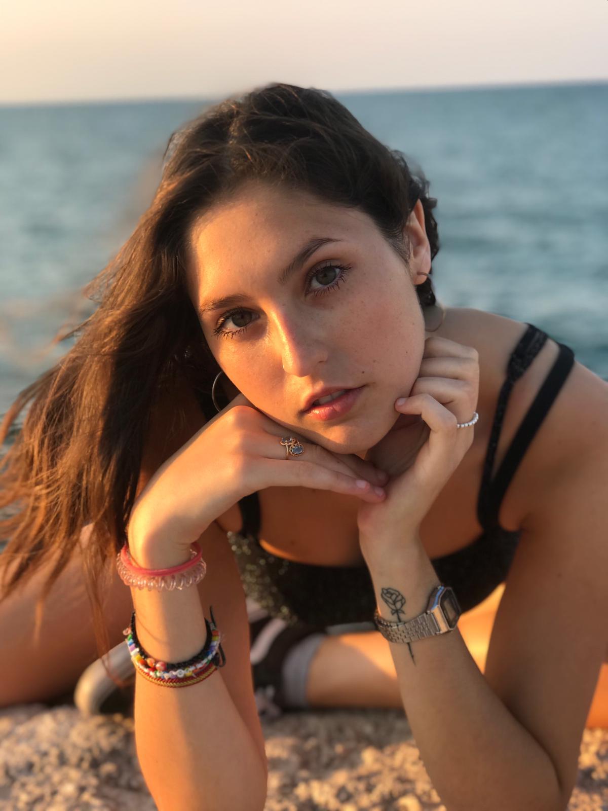 Chiara's avatar