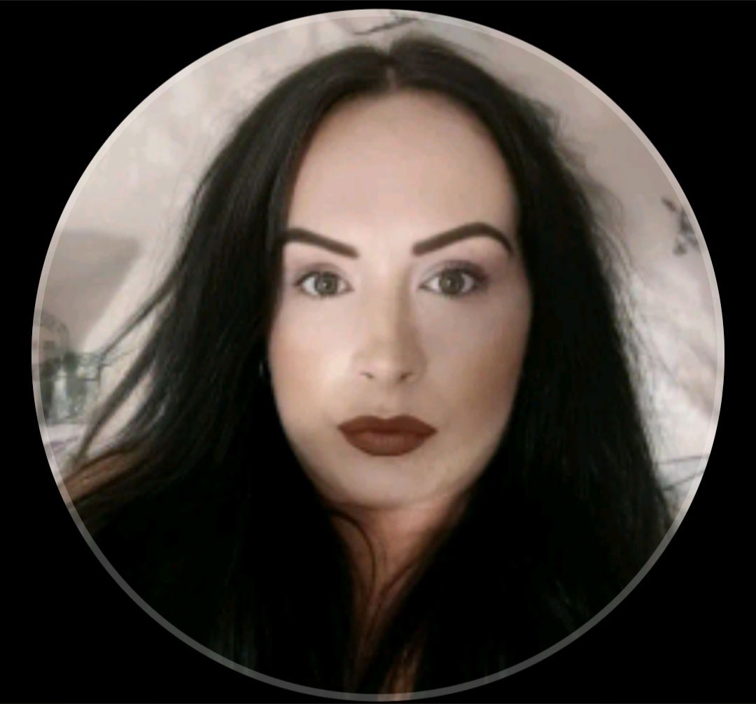 Charlotte sky's avatar