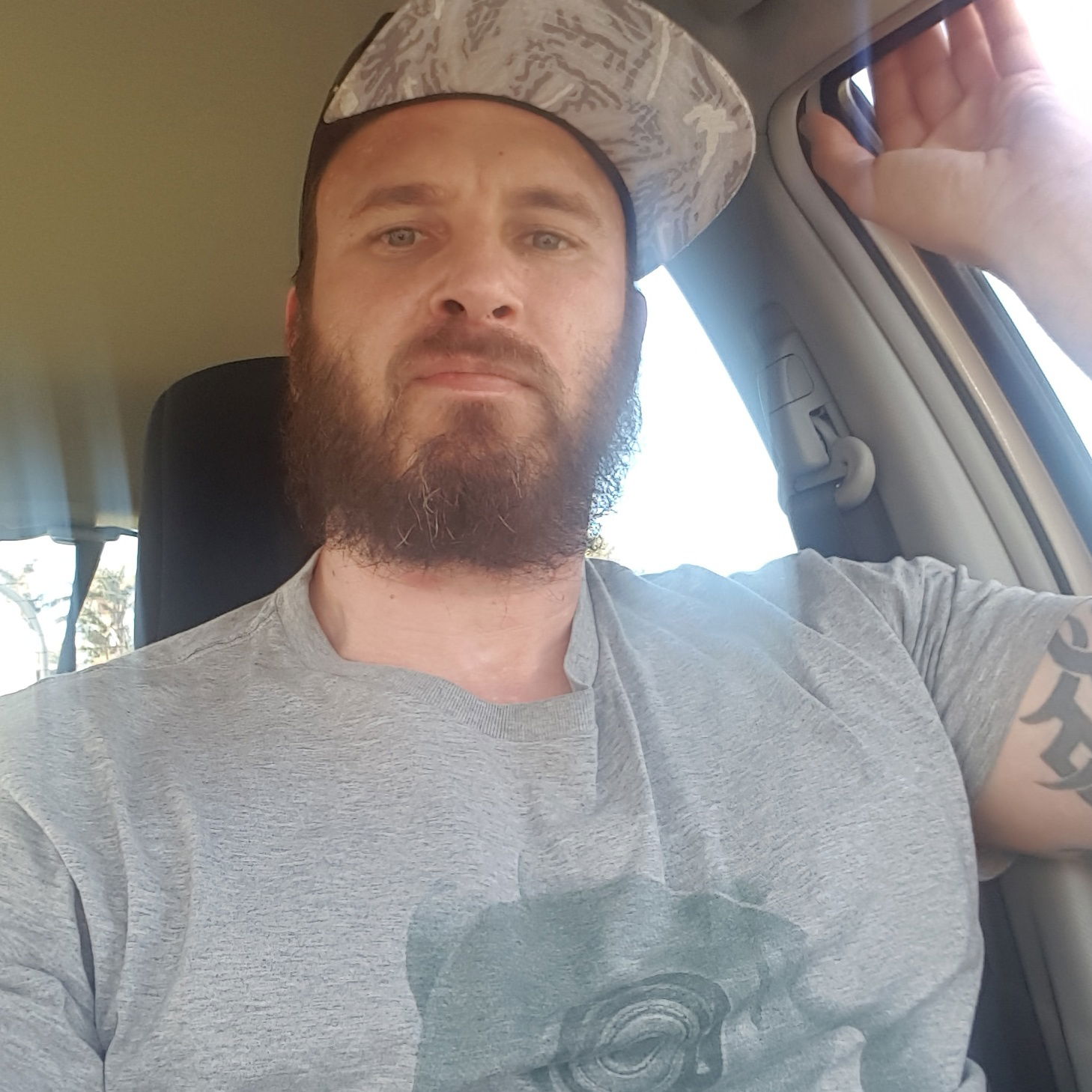 Clay77's avatar