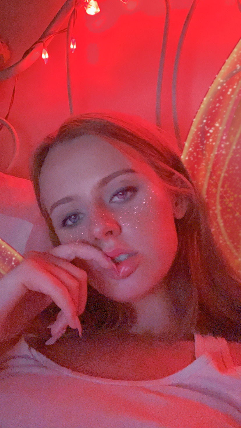 Cleo ❣️🍒's avatar