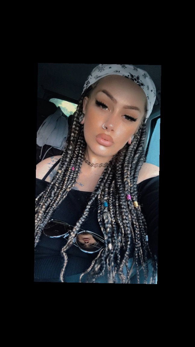 Coco_crvy1's avatar