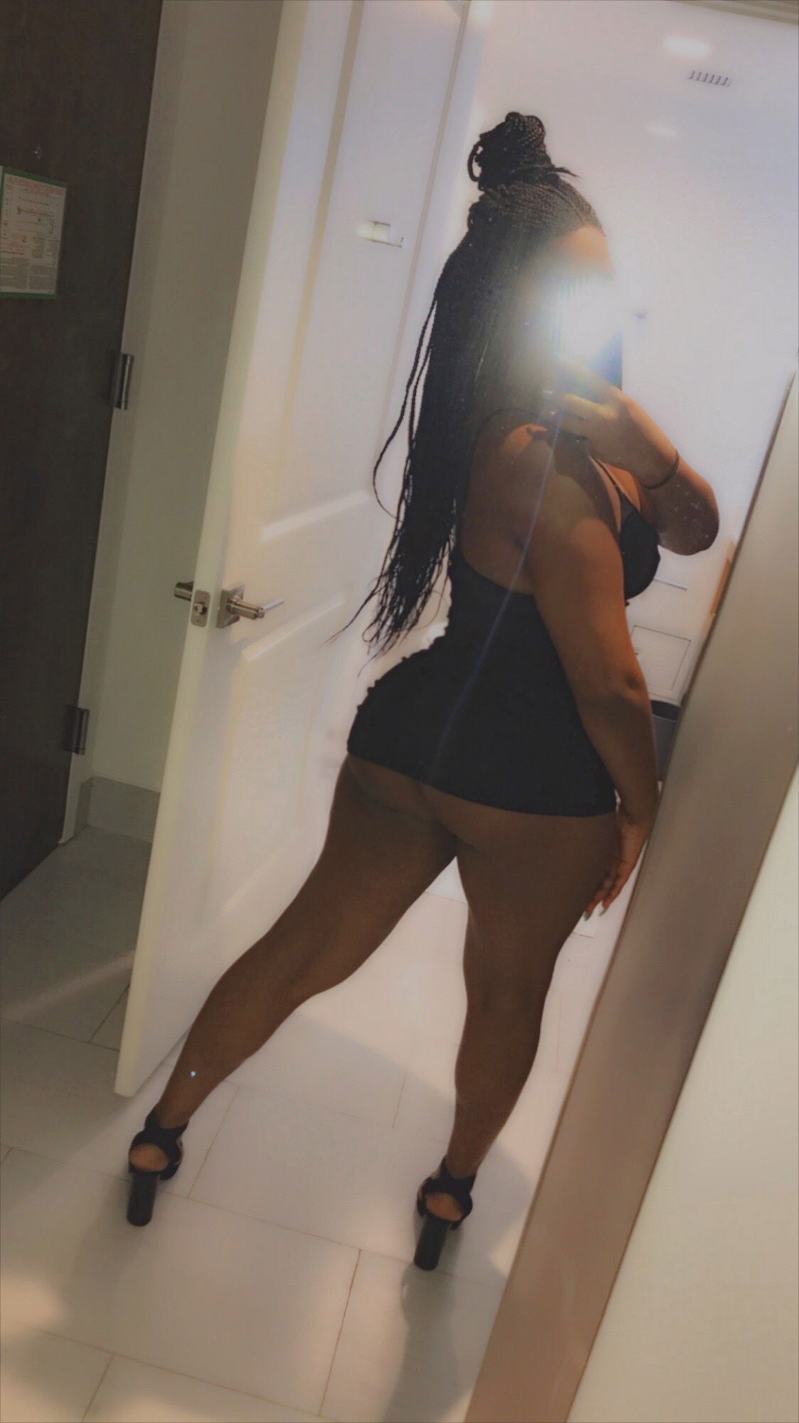 collegebooty22's avatar