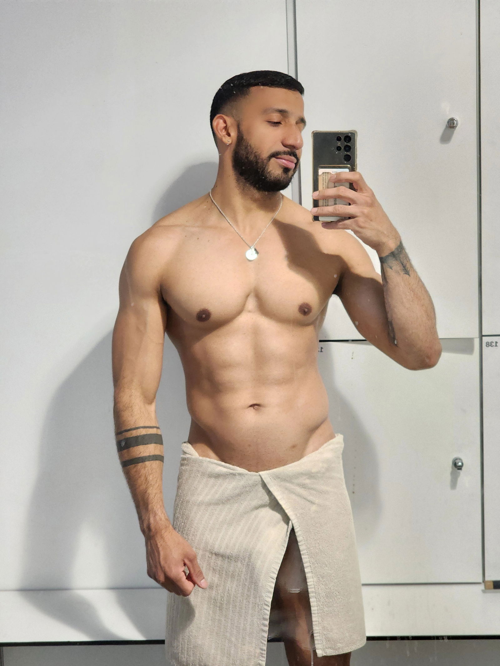 Carlos's avatar