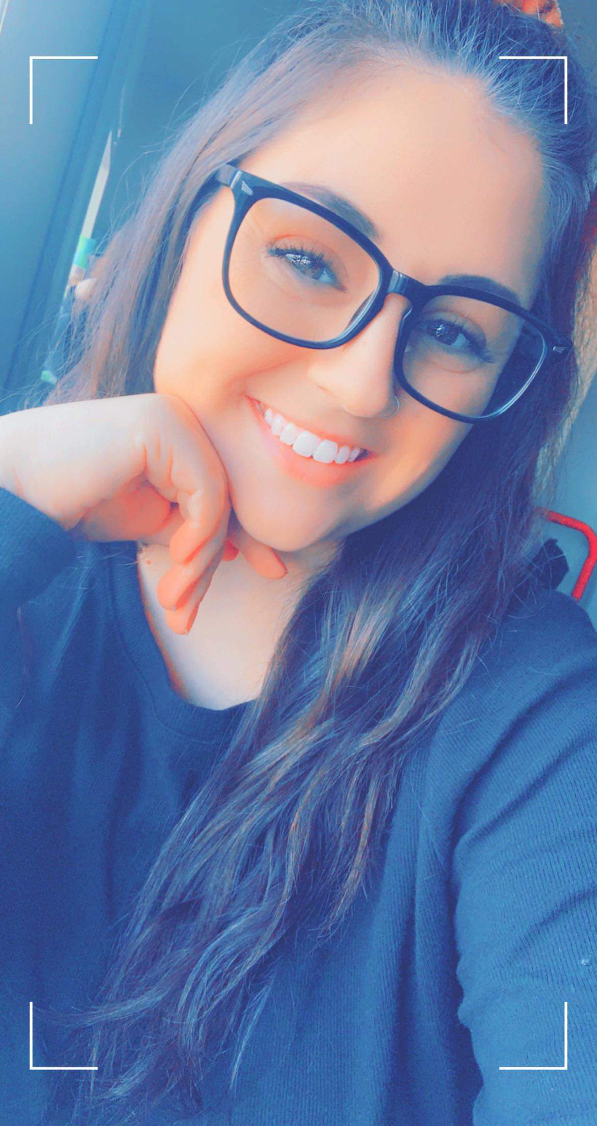 courtney cares's avatar